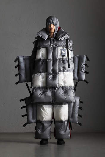 Fotoservizio/FW 19-20/WOMEN/SFILATA/MONCLER/DP2/160