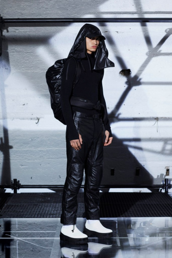 Fotoservizio/FW 19-20/WOMEN/SFILATA/MONCLER/DP2/172