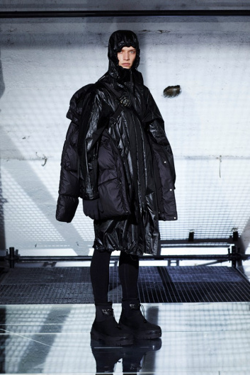 Fotoservizio/FW 19-20/WOMEN/SFILATA/MONCLER/DP2/163