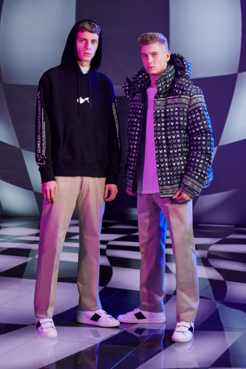 Fotoservizio/FW 19-20/WOMEN/SFILATA/MONCLER/DP2/57