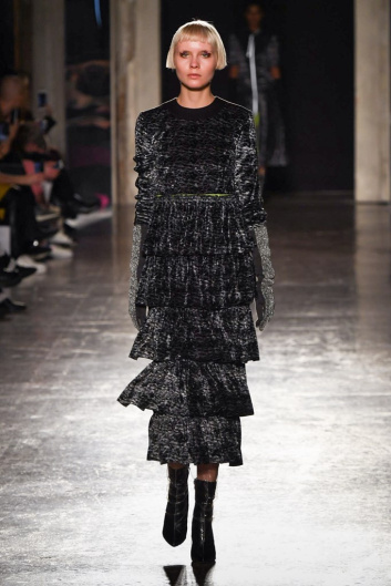 Fotoservizio/FW 19-20/WOMEN/SFILATA/FRANCESCA LIBERATORE/DP2/0