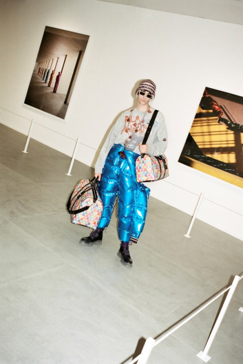 Fotoservizio/FW 19-20/WOMEN/SFILATA/MONCLER/DP2/75