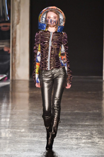 Fotoservizio/FW 19-20/WOMEN/SFILATA/FRANCESCA LIBERATORE/DP2/19