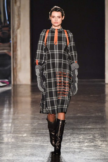 Fotoservizio/FW 19-20/WOMEN/SFILATA/FRANCESCA LIBERATORE/DP2/15