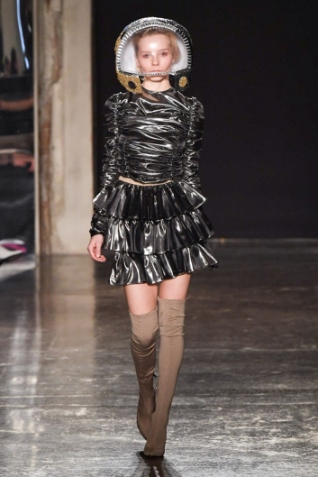Fotoservizio/FW 19-20/WOMEN/SFILATA/FRANCESCA LIBERATORE/DP2/23