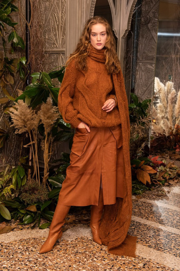 Fotoservizio/FW 19-20/WOMEN/PRESENTAZIONE/GENTRYPORTOFINO/DP2/20