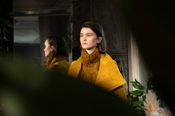 Fotoservizio/FW 19-20/WOMEN/PRESENTAZIONE/GENTRYPORTOFINO/DP2/56