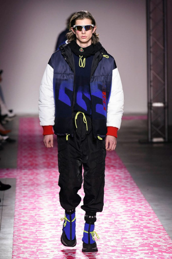 Fotoservizio/FW 19-20/WOMEN/SFILATA/ICEBERG/DP2/8