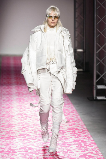 Fotoservizio/FW 19-20/WOMEN/SFILATA/ICEBERG/DP2/8