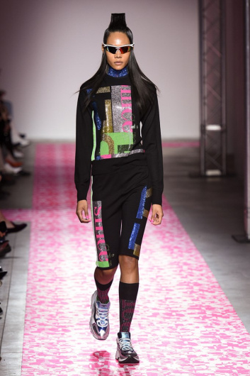 Fotoservizio/FW 19-20/WOMEN/SFILATA/ICEBERG/DP2/4