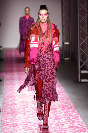 Fotoservizio/FW 19-20/WOMEN/SFILATA/ICEBERG/DP2/1