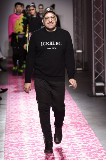 Fotoservizio/FW 19-20/WOMEN/SFILATA/ICEBERG/DP2/3