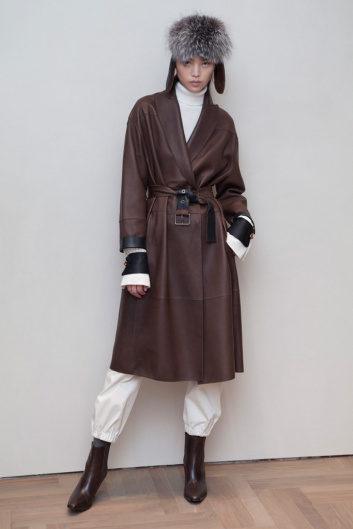 Fotoservizio/FW 19-20/WOMEN/PRESENTAZIONE/BRUNELLO CUCINELLI/DP2/6