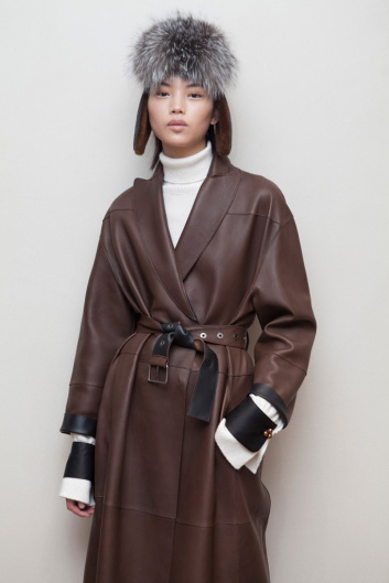 Fotoservizio/FW 19-20/WOMEN/PRESENTAZIONE/BRUNELLO CUCINELLI/DP2/7