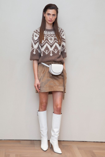 Fotoservizio/FW 19-20/WOMEN/PRESENTAZIONE/BRUNELLO CUCINELLI/DP2/16