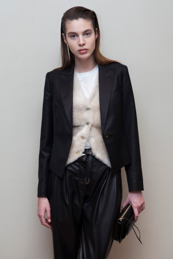 Fotoservizio/FW 19-20/WOMEN/PRESENTAZIONE/BRUNELLO CUCINELLI/DP2/29