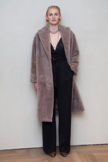 Fotoservizio/FW 19-20/WOMEN/PRESENTAZIONE/BRUNELLO CUCINELLI/DP2/26