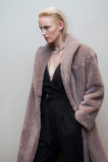 Fotoservizio/FW 19-20/WOMEN/PRESENTAZIONE/BRUNELLO CUCINELLI/DP2/27