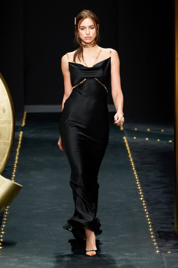 Fotoservizio/FW 19-20/WOMEN/SFILATA/VERSACE/DP2/0