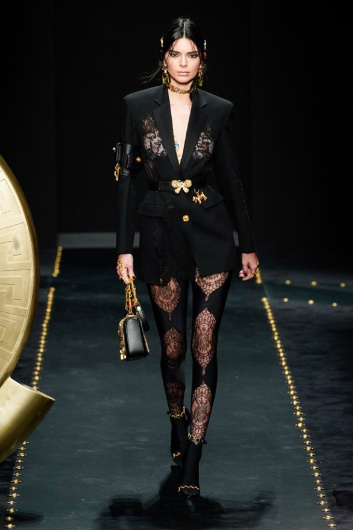 Fotoservizio/FW 19-20/WOMEN/SFILATA/VERSACE/DP2/8