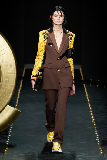 Fotoservizio/FW 19-20/WOMEN/SFILATA/VERSACE/DP2/3