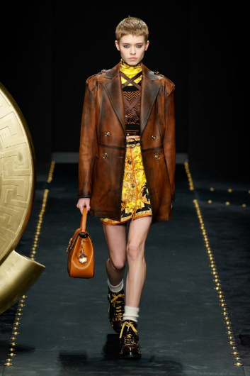 Fotoservizio/FW 19-20/WOMEN/SFILATA/VERSACE/DP2/4