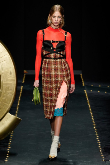 Fotoservizio/FW 19-20/WOMEN/SFILATA/VERSACE/DP2/14