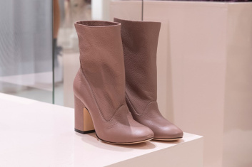 Fotoservizio/FW 19-20/WOMEN/PRESENTAZIONE/AGL ATTILIO GIUSTI LEOMBRUNI/DP2/6