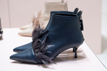Fotoservizio/FW 19-20/WOMEN/PRESENTAZIONE/AGL ATTILIO GIUSTI LEOMBRUNI/DP2/52