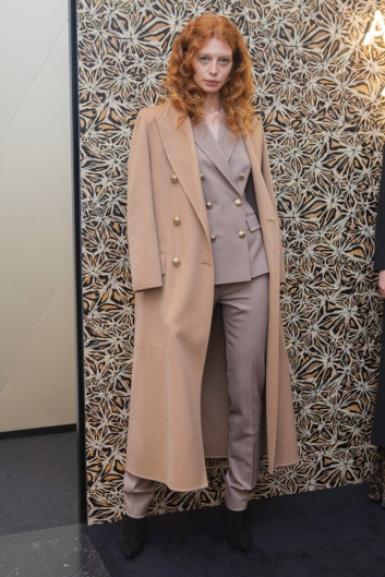 Fotoservizio/FW 19-20/WOMEN/PRESENTAZIONE/ANTONIO CROCE/DP2/3