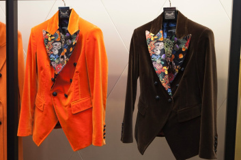 Fotoservizio/FW 19-20/WOMEN/PRESENTAZIONE/ANTONIO CROCE/DP2/18