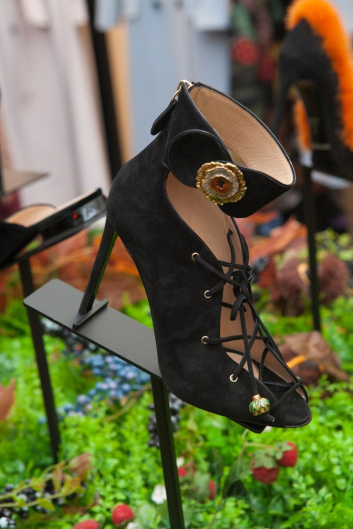 Fotoservizio/FW 19-20/WOMEN/PRESENTAZIONE/ANTONIO CROCE/DP2/26