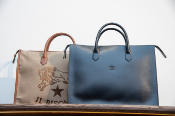 Fotoservizio/FW 19-20/WOMEN/PRESENTAZIONE/IL BISONTE/DP2/3