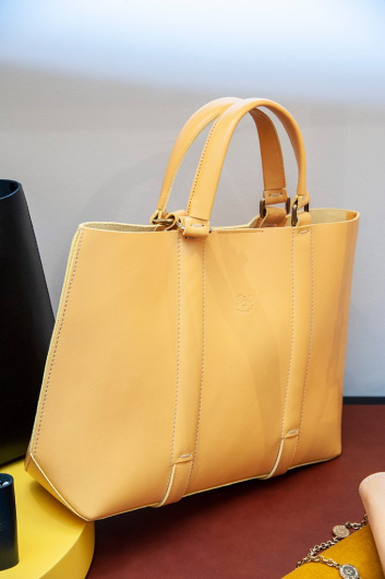 Fotoservizio/FW 19-20/WOMEN/PRESENTAZIONE/IL BISONTE/DP2/34