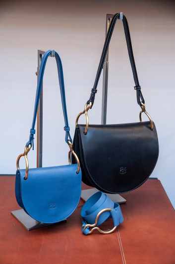 Fotoservizio/FW 19-20/WOMEN/PRESENTAZIONE/IL BISONTE/DP2/30