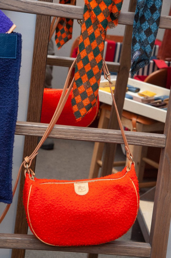 Fotoservizio/FW 19-20/WOMEN/PRESENTAZIONE/IL BISONTE/DP2/47