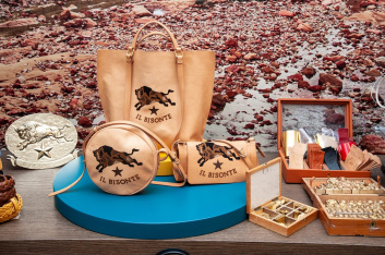 Fotoservizio/FW 19-20/WOMEN/PRESENTAZIONE/IL BISONTE/DP2/52