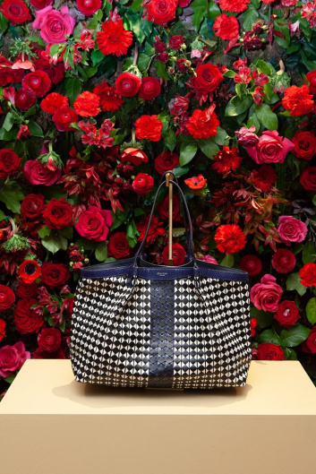 Fotoservizio/FW 19-20/WOMEN/PRESENTAZIONE/SERAPIAN/DP2/2
