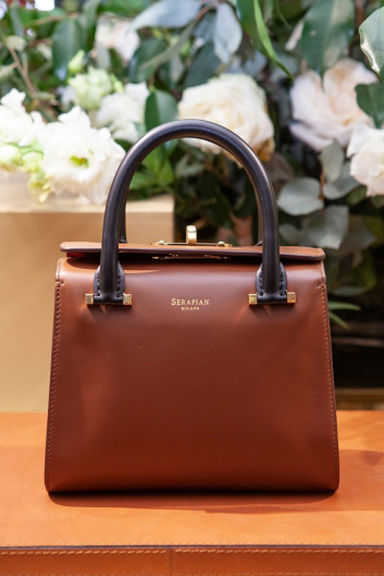 Fotoservizio/FW 19-20/WOMEN/PRESENTAZIONE/SERAPIAN/DP2/14