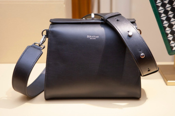 Fotoservizio/FW 19-20/WOMEN/PRESENTAZIONE/SERAPIAN/DP2/21