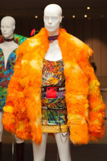 Fotoservizio/FW 19-20/WOMEN/APPUNTAMENTO/DSQUARED2/DP2/11