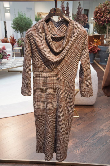 Fotoservizio/FW 19-20/WOMEN/APPUNTAMENTO/KITON/DP2/18