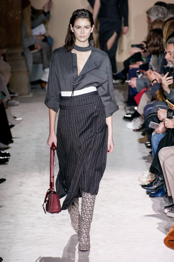 Fotoservizio/FW 19-20/WOMEN/SFILATA/SALVATORE FERRAGAMO/DP2/3