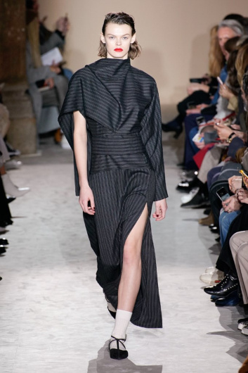 Fotoservizio/FW 19-20/WOMEN/SFILATA/SALVATORE FERRAGAMO/DP2/4