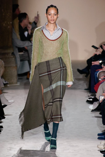 Fotoservizio/FW 19-20/WOMEN/SFILATA/SALVATORE FERRAGAMO/DP2/8