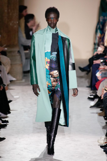 Fotoservizio/FW 19-20/WOMEN/SFILATA/SALVATORE FERRAGAMO/DP2/3
