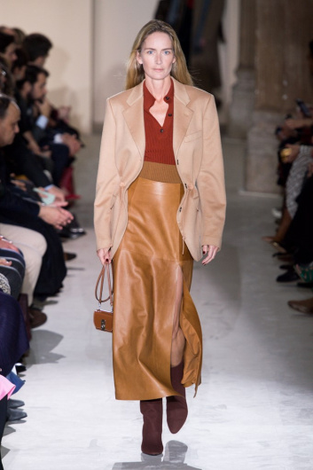 Fotoservizio/FW 19-20/WOMEN/SFILATA/SALVATORE FERRAGAMO/DP2/3