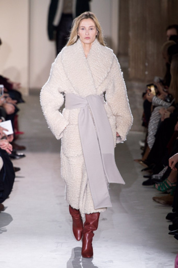 Fotoservizio/FW 19-20/WOMEN/SFILATA/SALVATORE FERRAGAMO/DP2/14