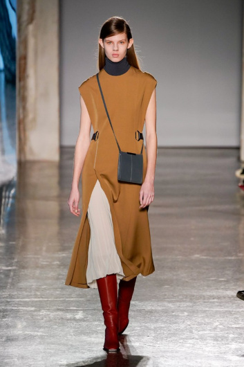 Fotoservizio/FW 19-20/WOMEN/SFILATA/GABRIELE COLANGELO/DP2/2
