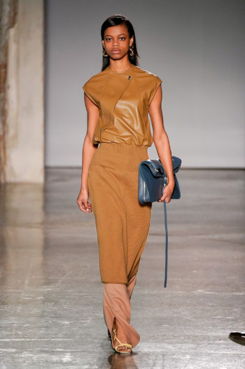 Fotoservizio/FW 19-20/WOMEN/SFILATA/GABRIELE COLANGELO/DP2/10